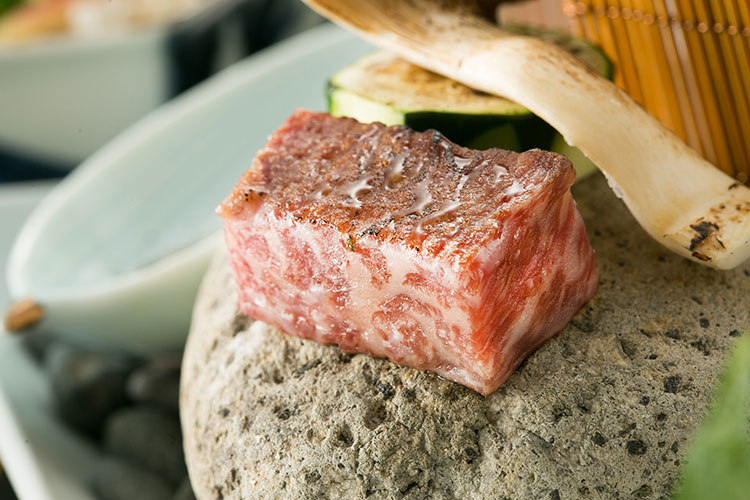 四季のスタンダード会席