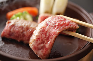 やっぱりお肉！鳥取和牛の陶板焼き　80g