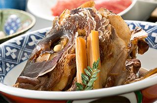 定番の一品！鯛の荒炊き　煮つけで