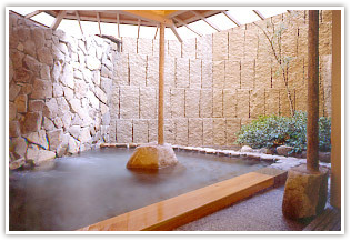 開放的な露天風呂